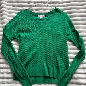 ⭐️ 2/ $15 ⭐️ Joe Fresh Emerald V-Neck Sweater